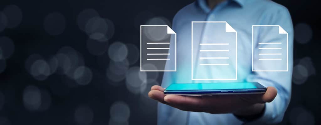 Personne qui se renseigne sur les documents pour obtenir un CPI